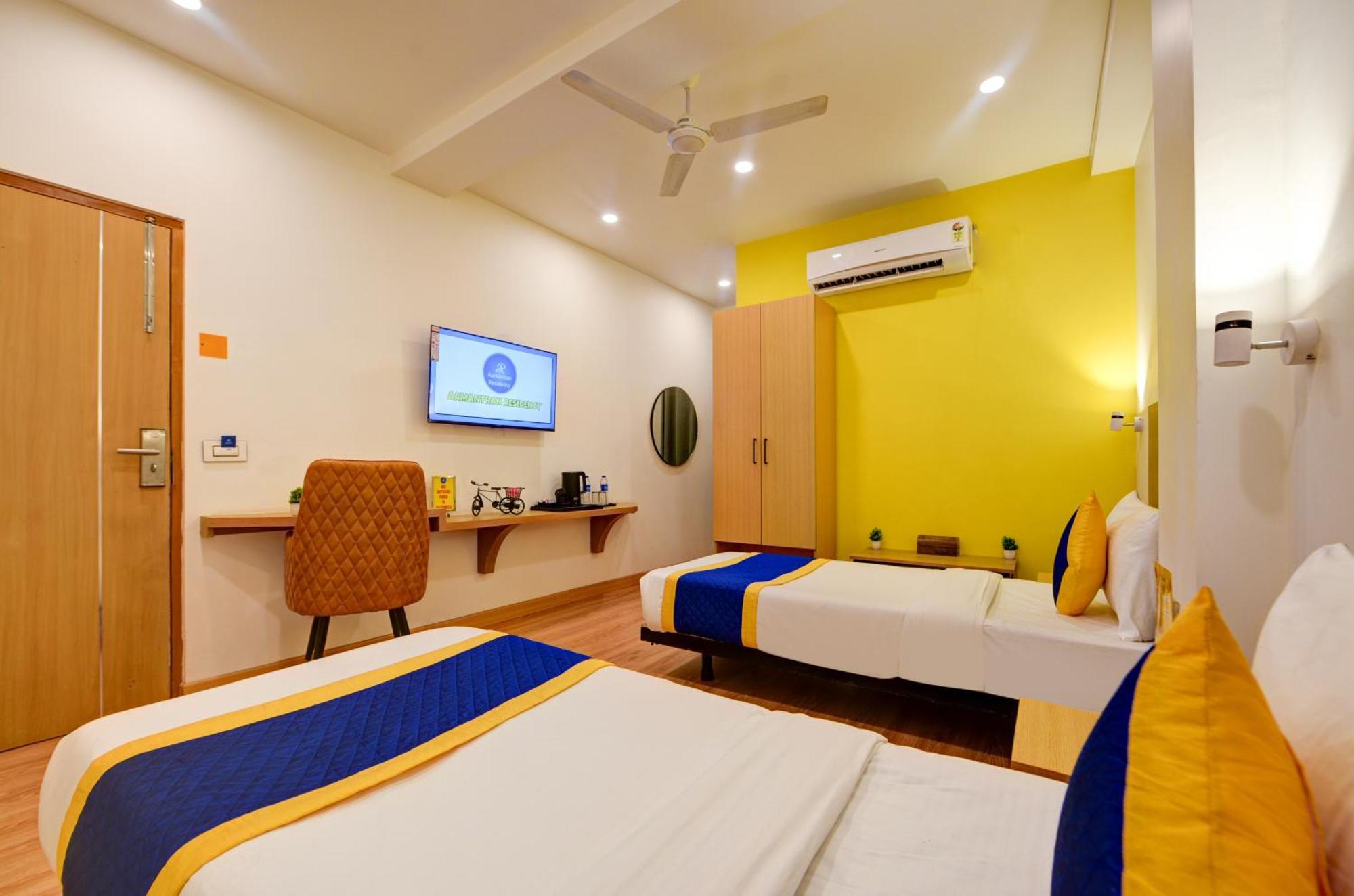 Aamantran Residency Hotel, Sohna Road, Sector 49, Gurugram Gurgaon Zewnętrze zdjęcie
