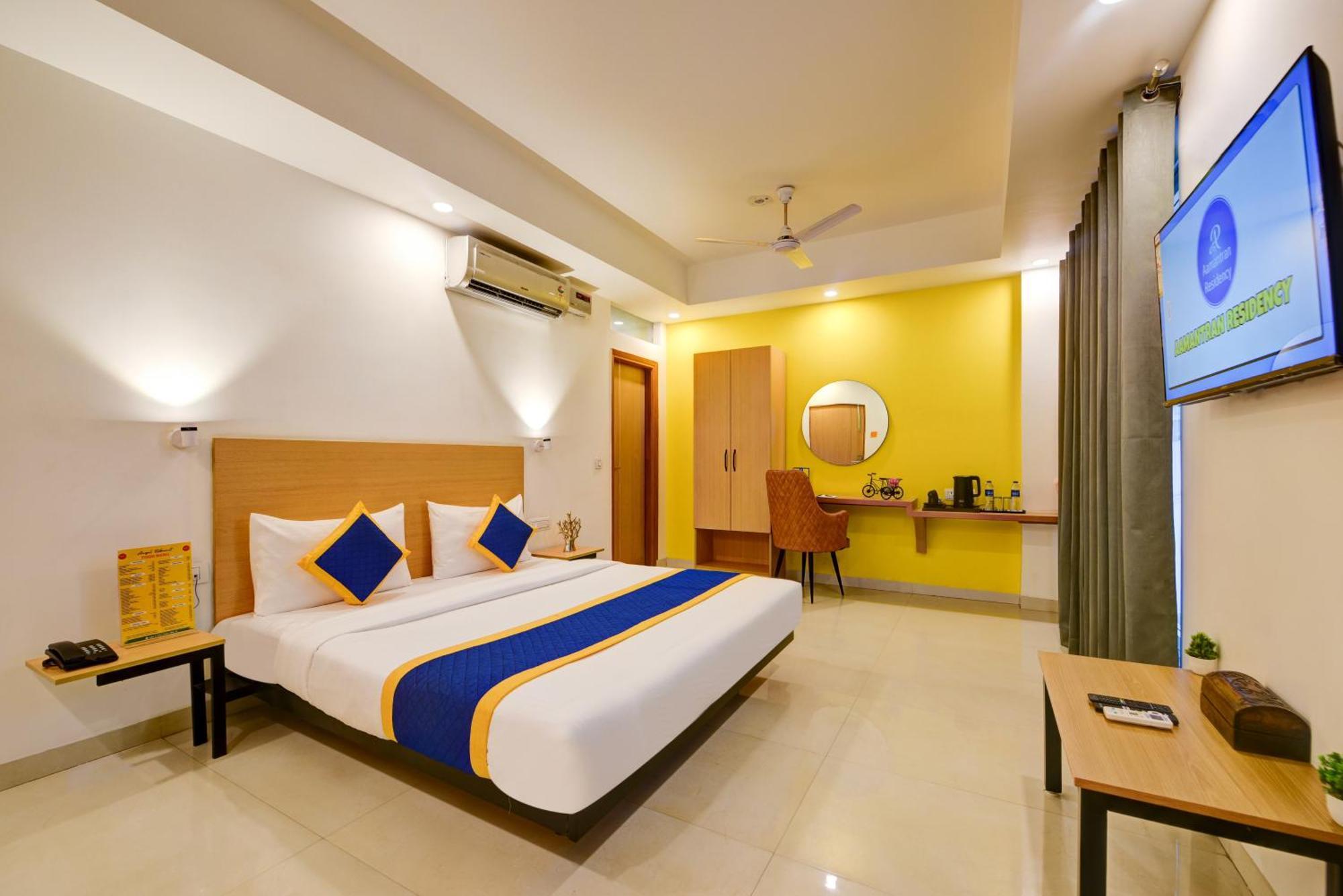 Aamantran Residency Hotel, Sohna Road, Sector 49, Gurugram Gurgaon Zewnętrze zdjęcie