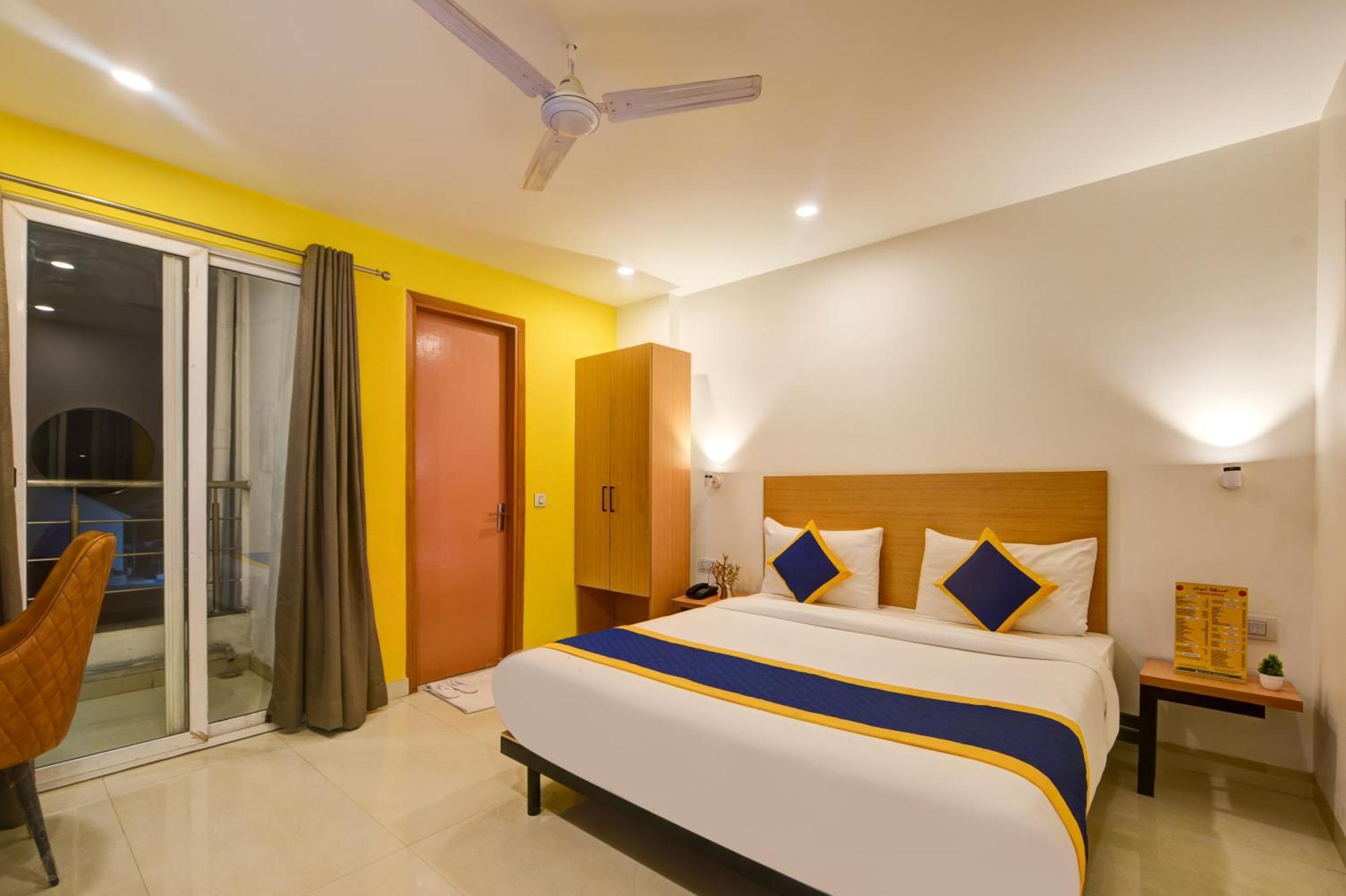 Aamantran Residency Hotel, Sohna Road, Sector 49, Gurugram Gurgaon Zewnętrze zdjęcie