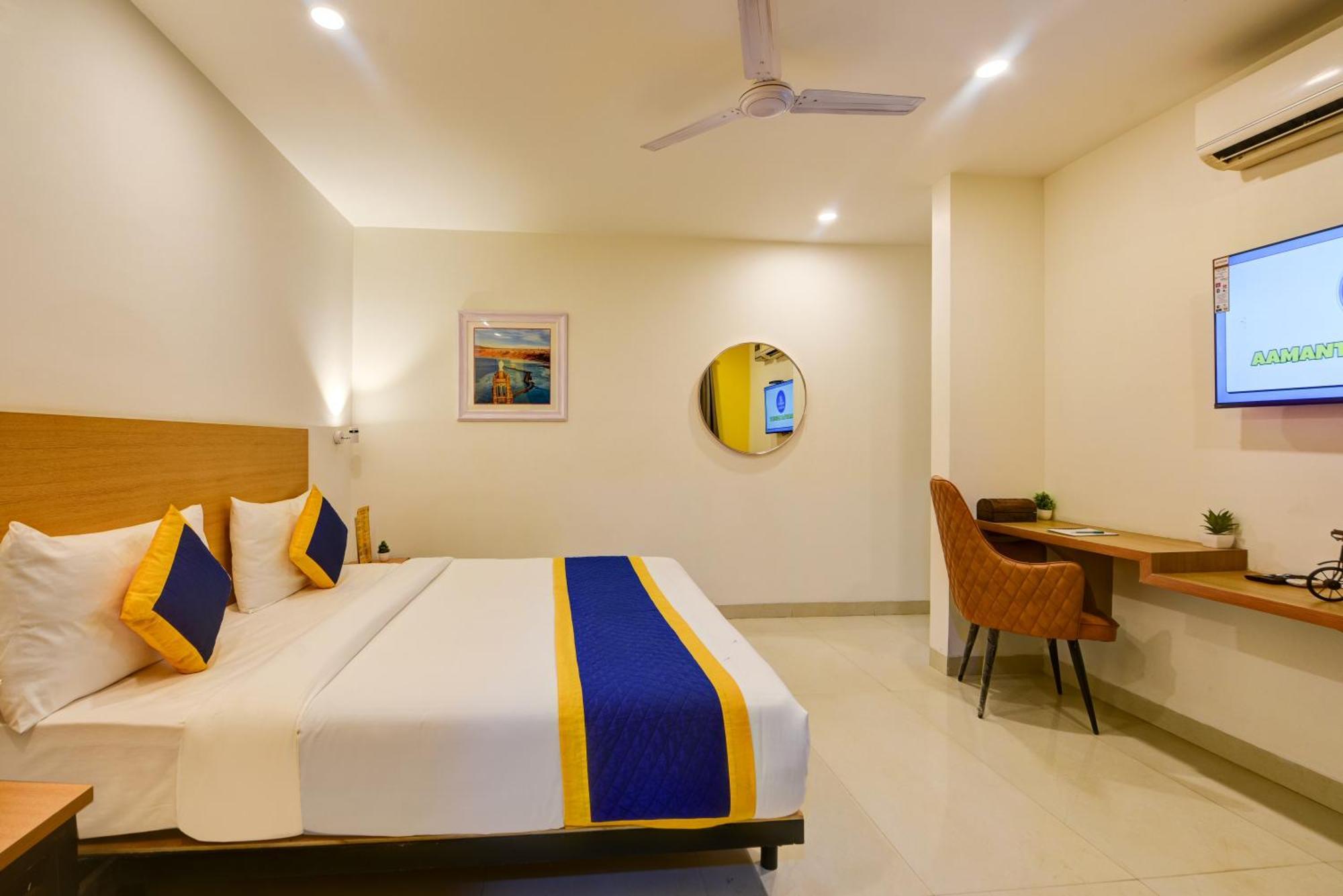 Aamantran Residency Hotel, Sohna Road, Sector 49, Gurugram Gurgaon Zewnętrze zdjęcie
